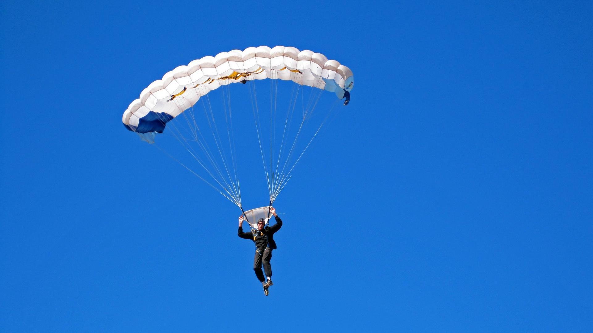 中国篮球教练员执教能力提升与培训体系建设，篮球教练员培训管理系统